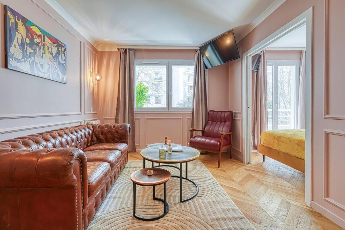 Melody Suite In Paris Courbevoie Esterno foto