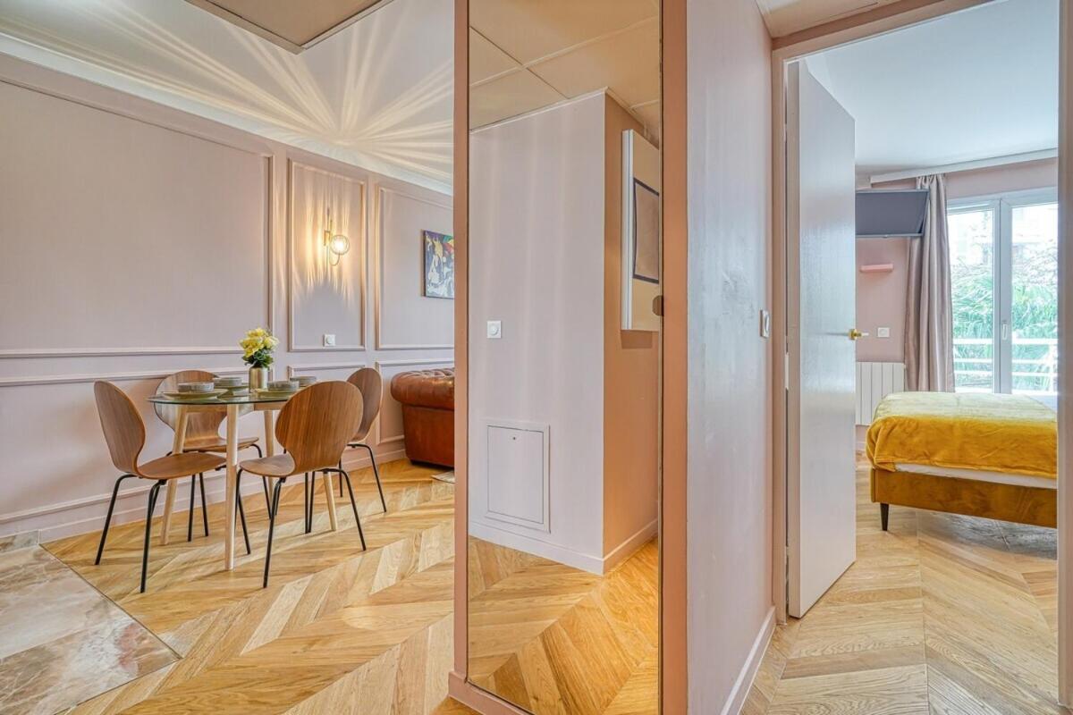 Melody Suite In Paris Courbevoie Esterno foto