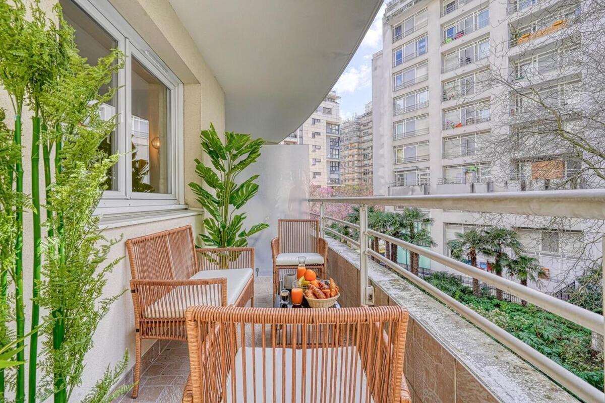 Melody Suite In Paris Courbevoie Esterno foto